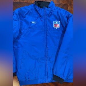 National Football League (NFL) Reebok‎ Men's Blue Puffer Jacket: Size XL